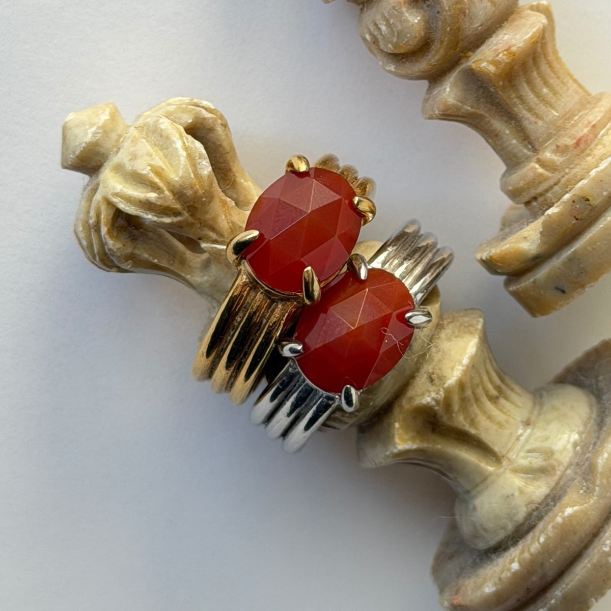[ red agate ] trois gold