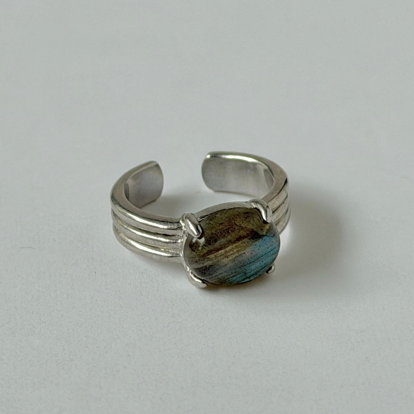 blue labradorite trois silver