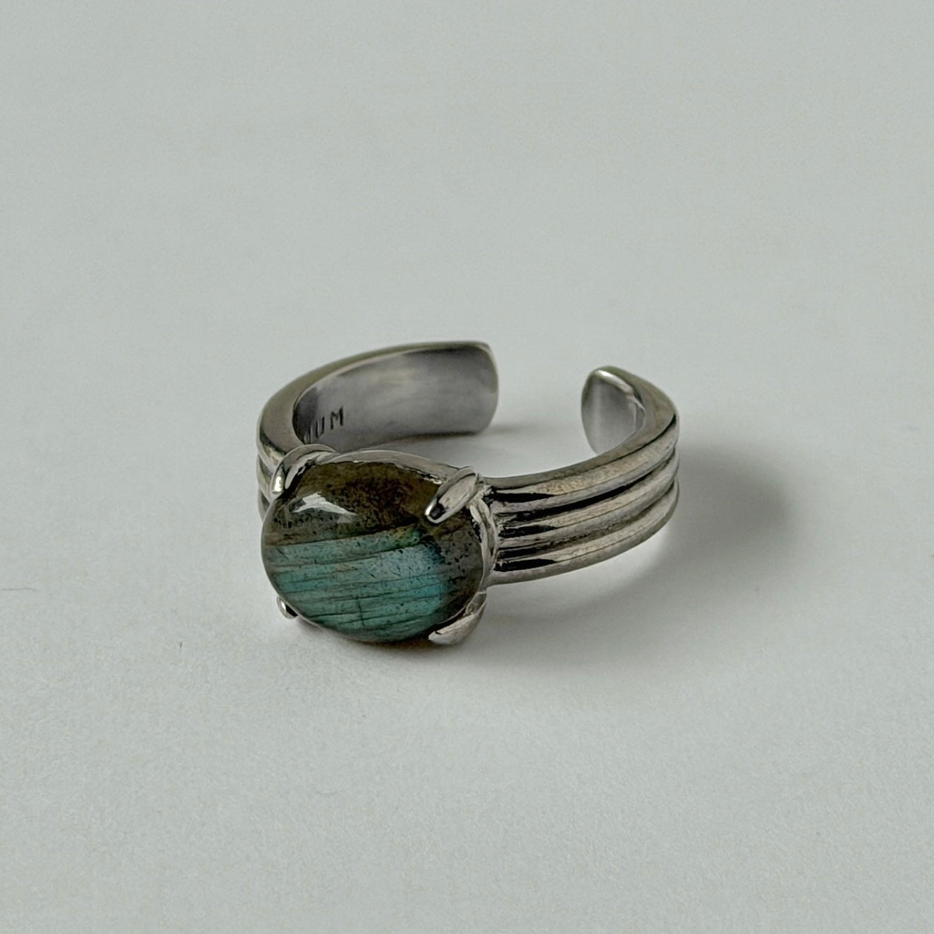 blue labradorite trois silver