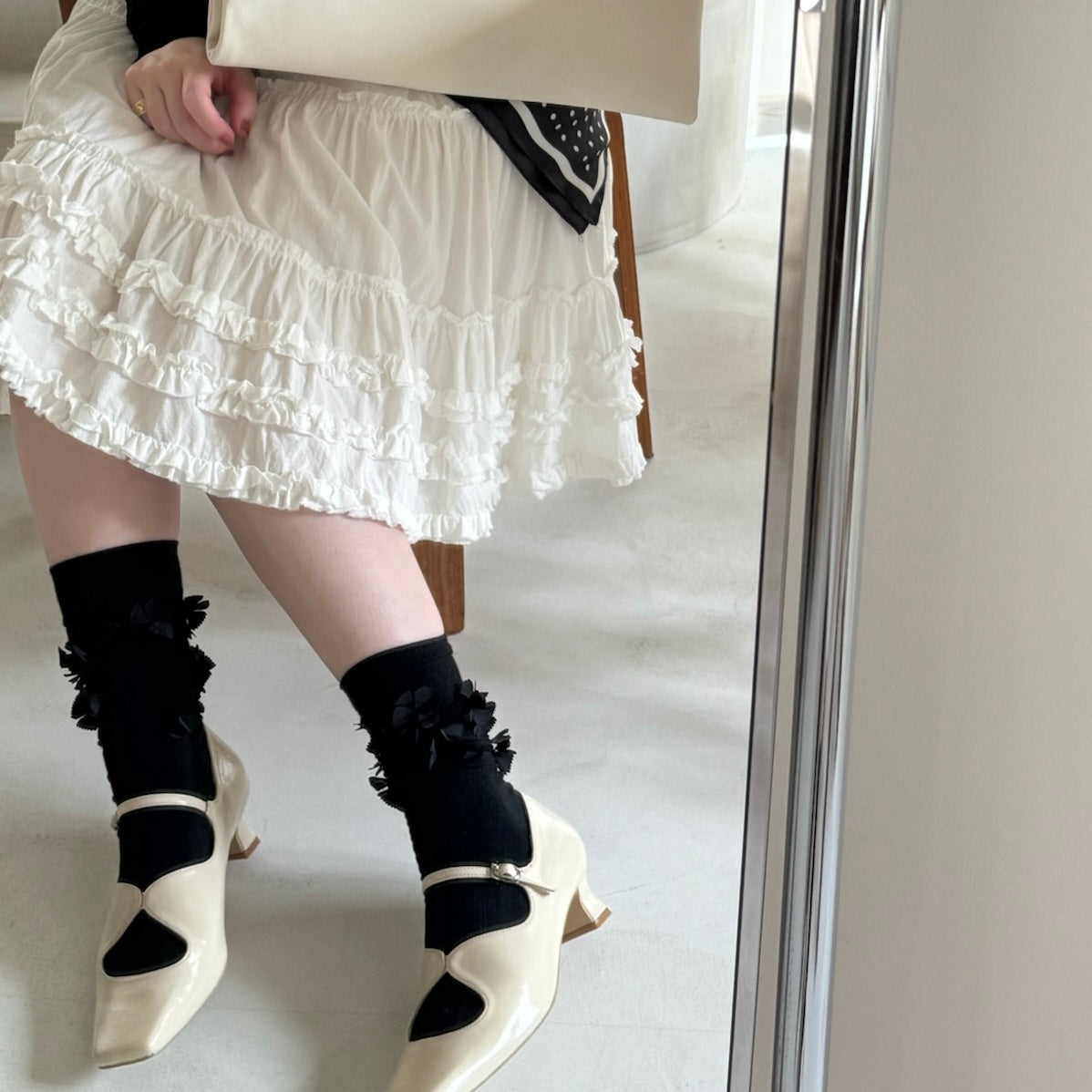 【B】socks happy bag