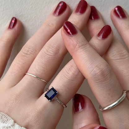 [ iolite ] rectangle faceted cut silver