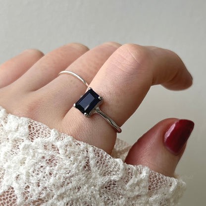 [ iolite ] rectangle faceted cut silver