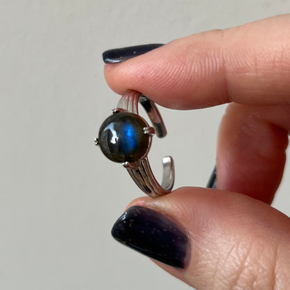 [ black labradorite ] croissant silver