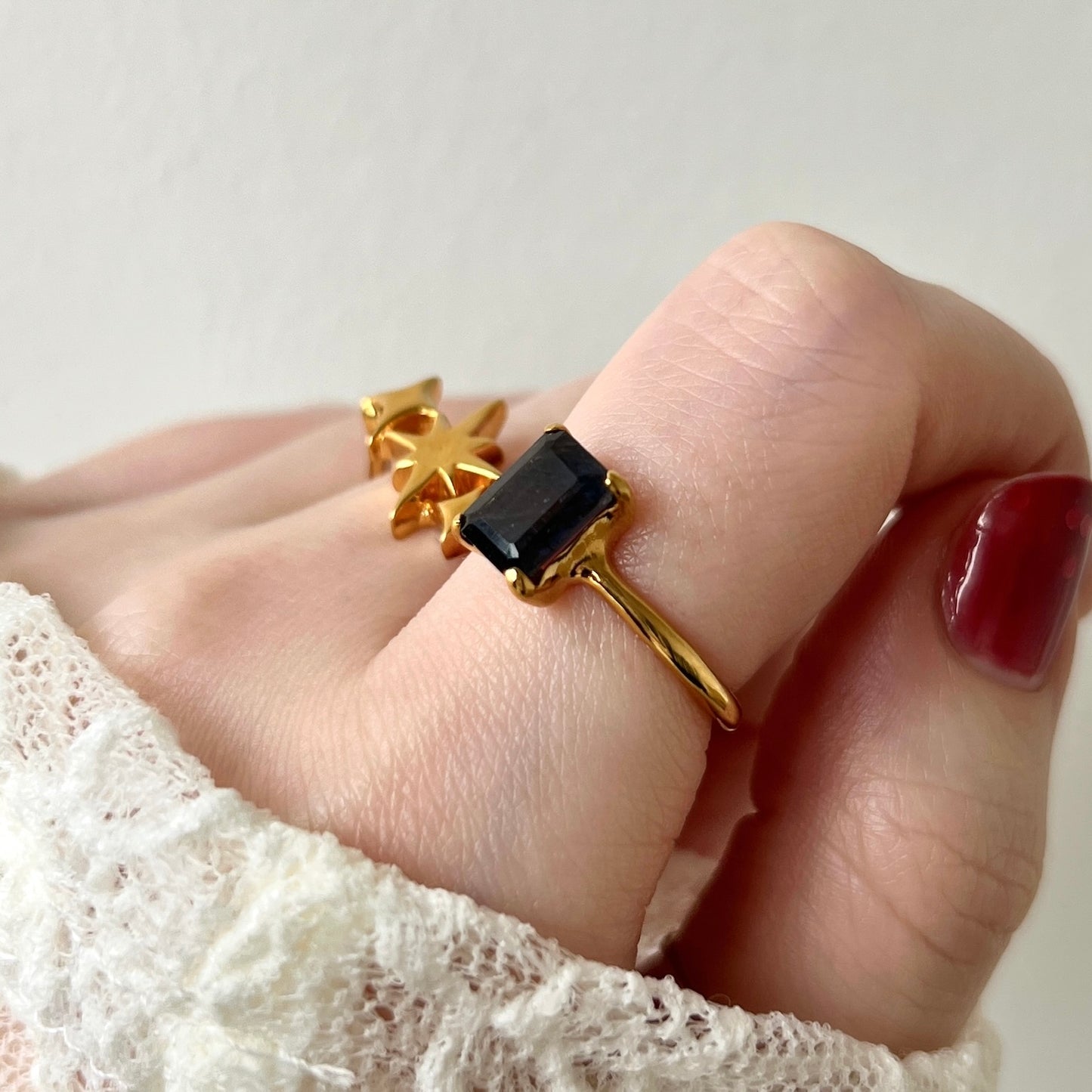 [ iolite ] rectangle faceted cut gold