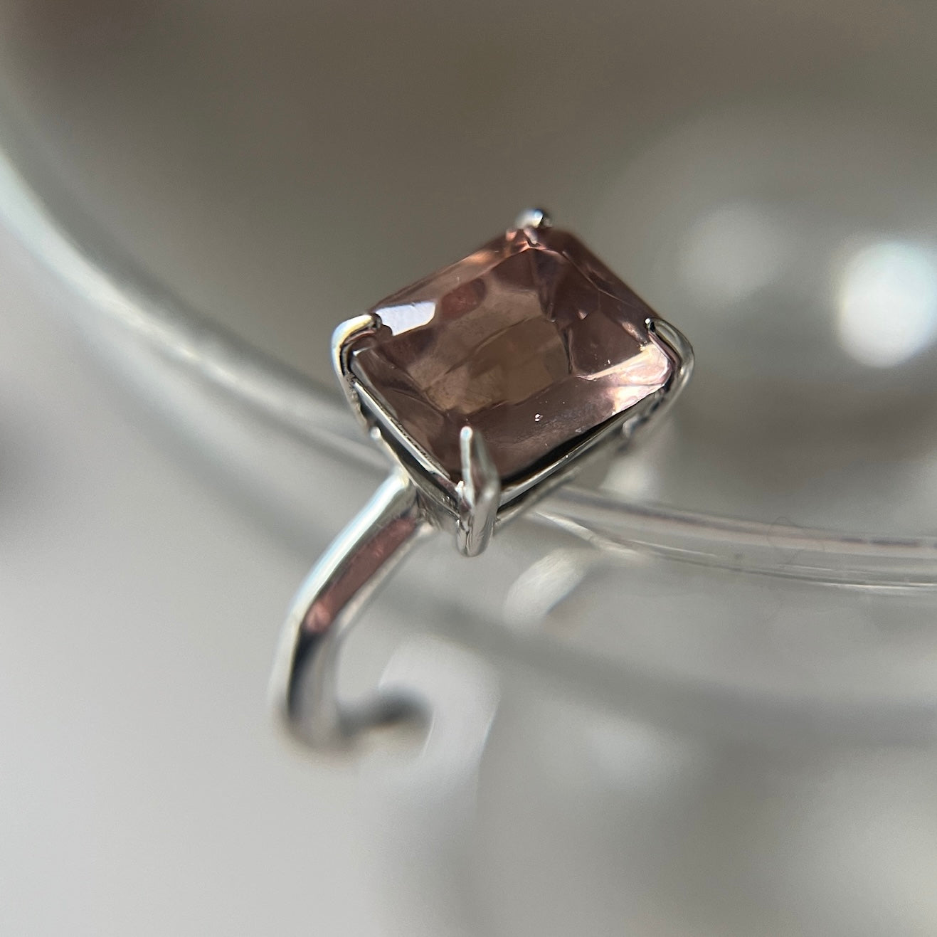 [ light pink ] gem OCTAGON silver [free size]