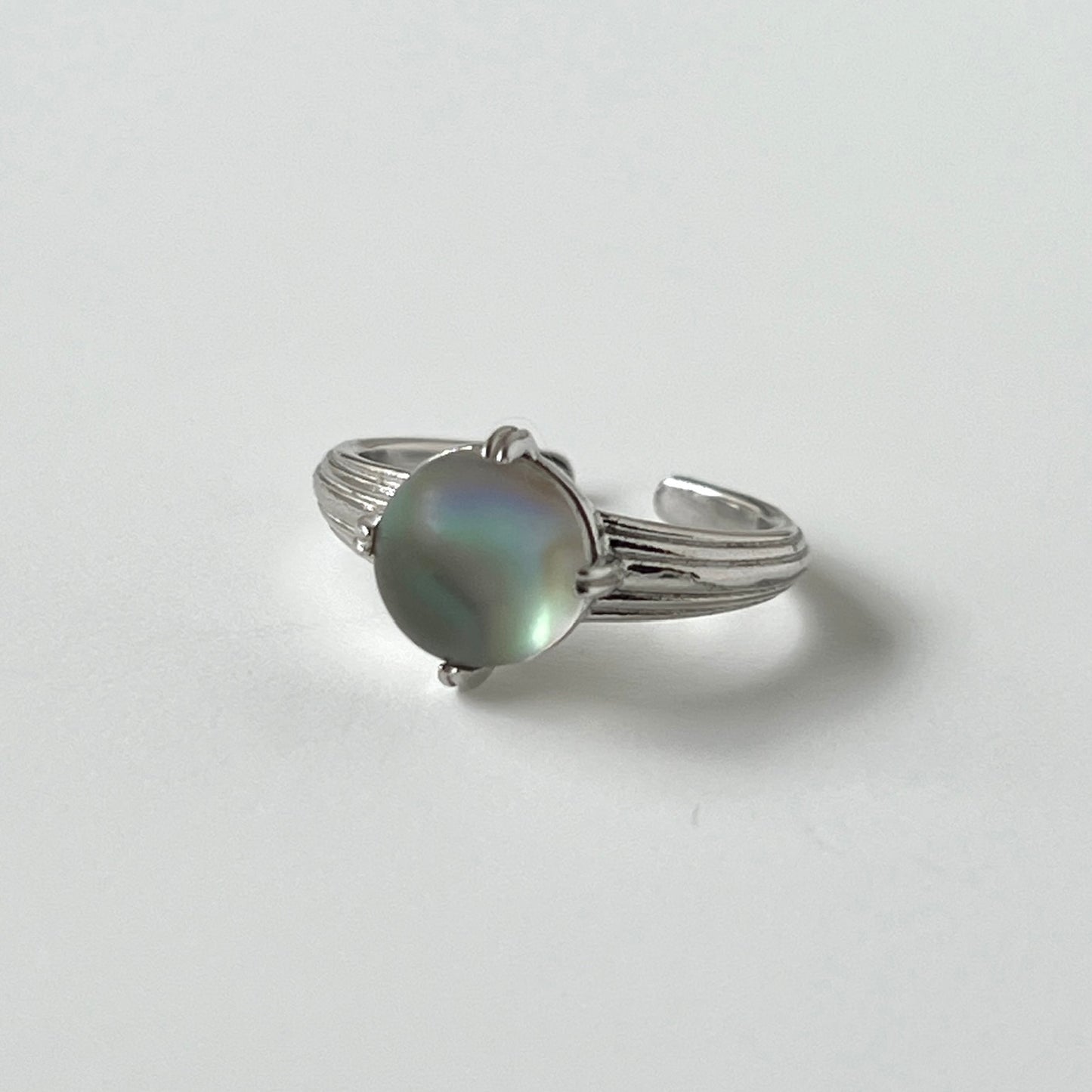 [ avalon shell ] croissant silver
