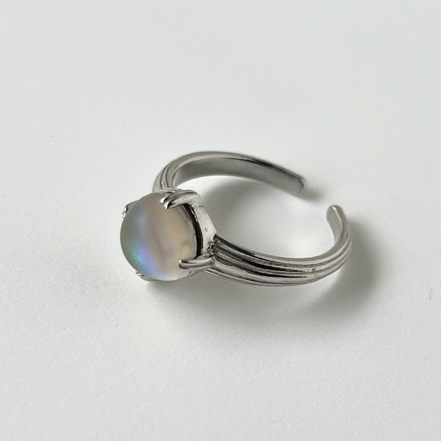 [ avalon shell ] croissant silver