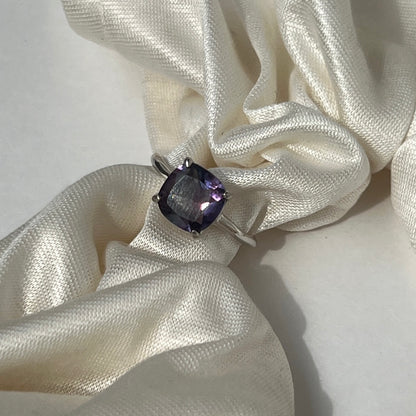 [ fluorite ] square faceted cut silver