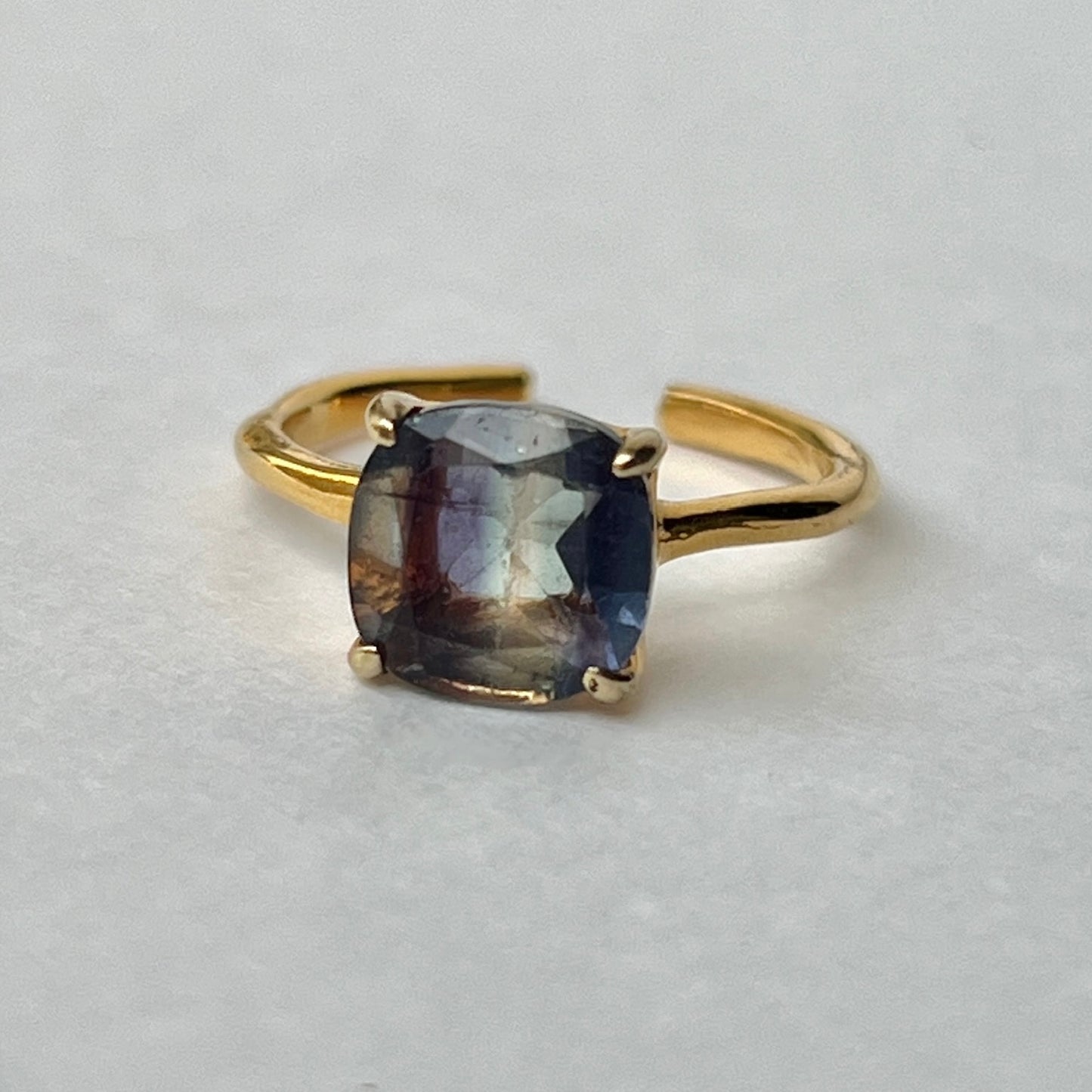 [ multi color fluorite ] square faceted cut gold