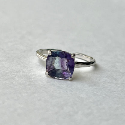 [ fluorite ] square faceted cut silver