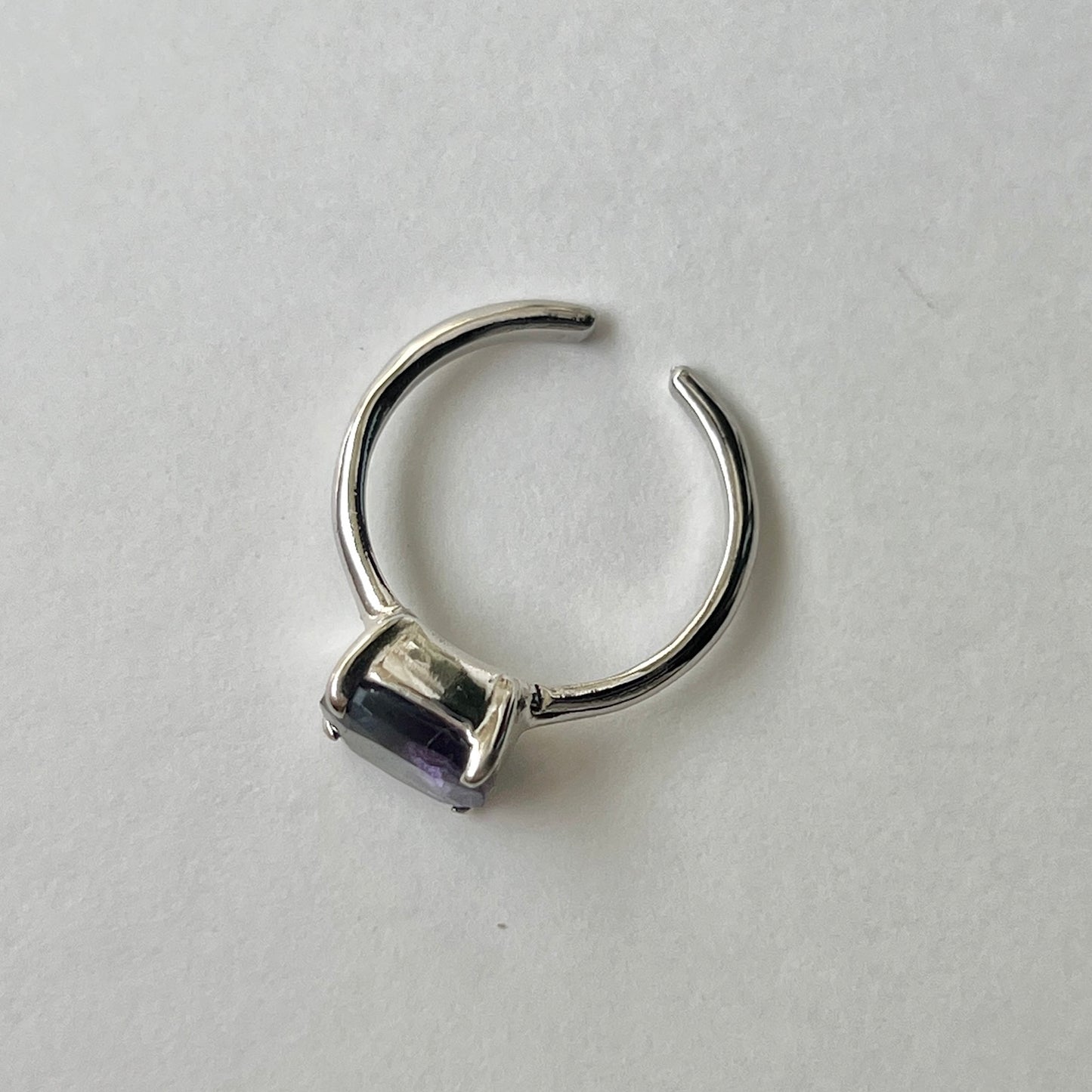 [ iolite ] rectangle faceted cut silver