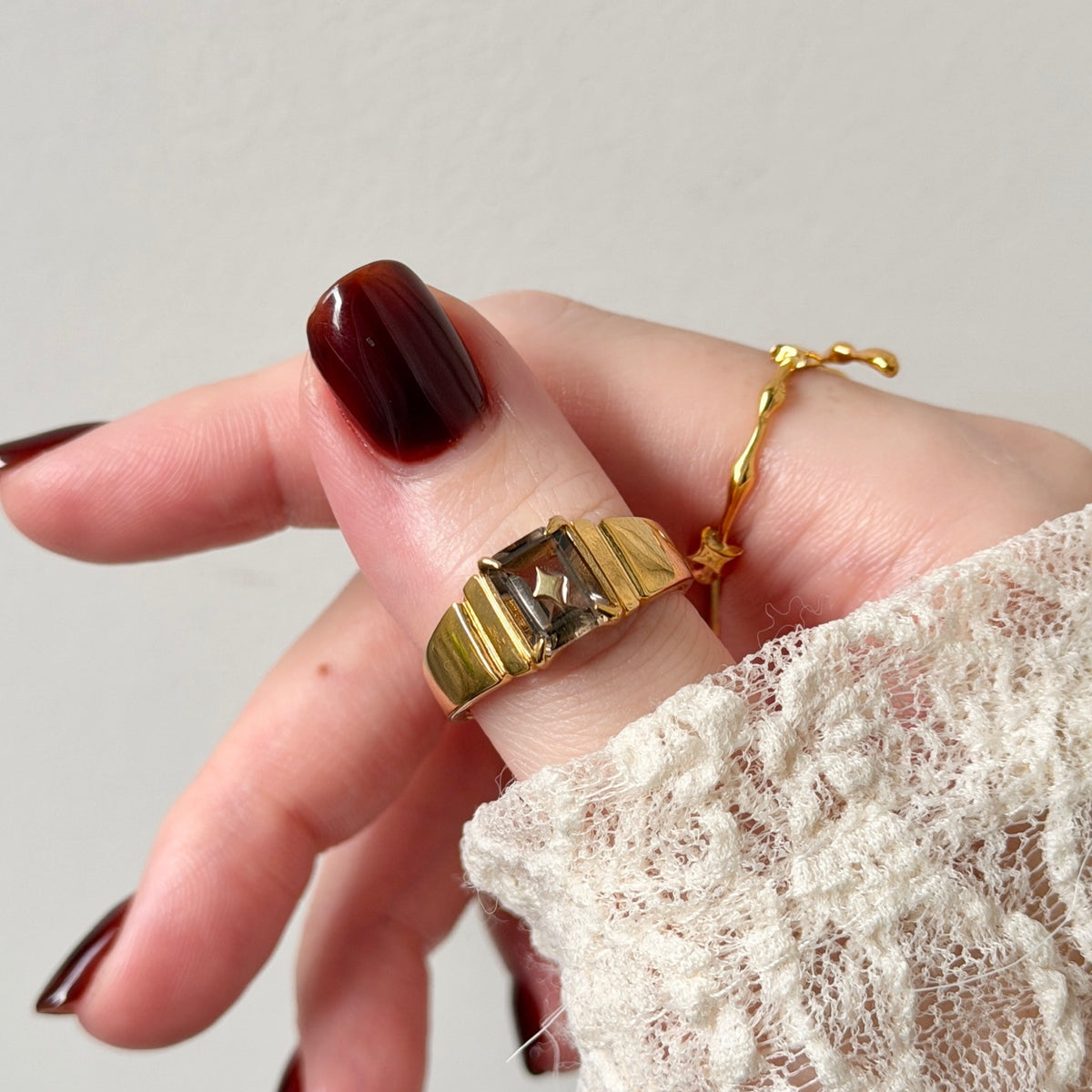 [ smoky quartz ] telescope gold