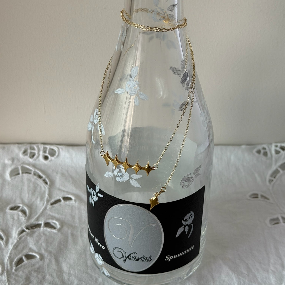 [ gold ] diamond shaped necklace