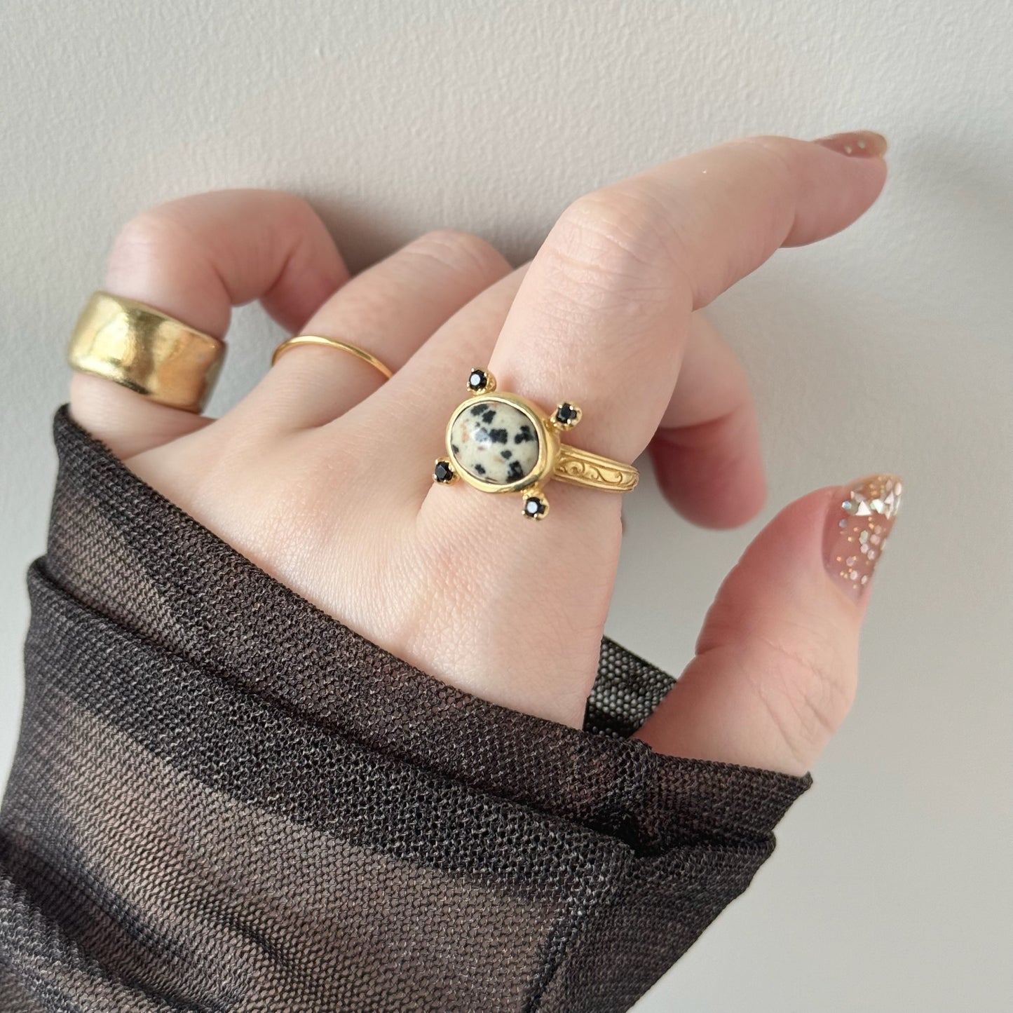 [ dalmatian jasper ] oval petit gold [ free size ]