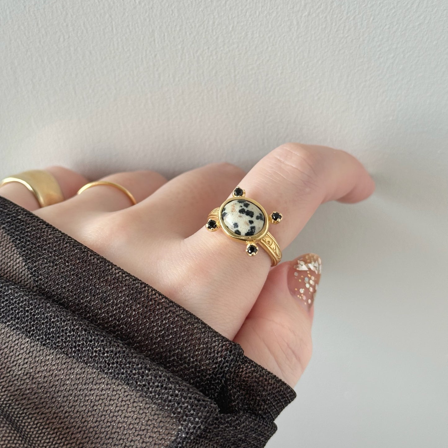 [ dalmatian jasper ] oval petit gold [ free size ]
