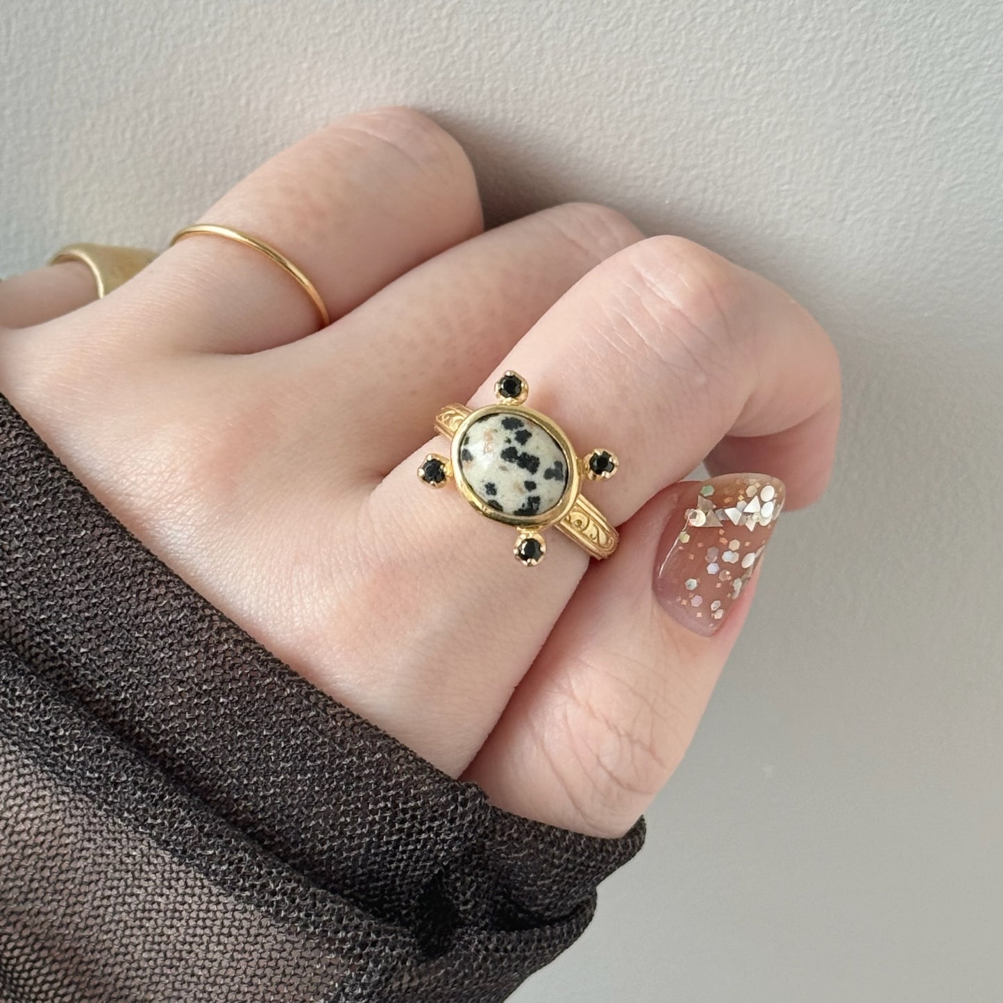 [ dalmatian jasper ] oval petit gold [ free size ]