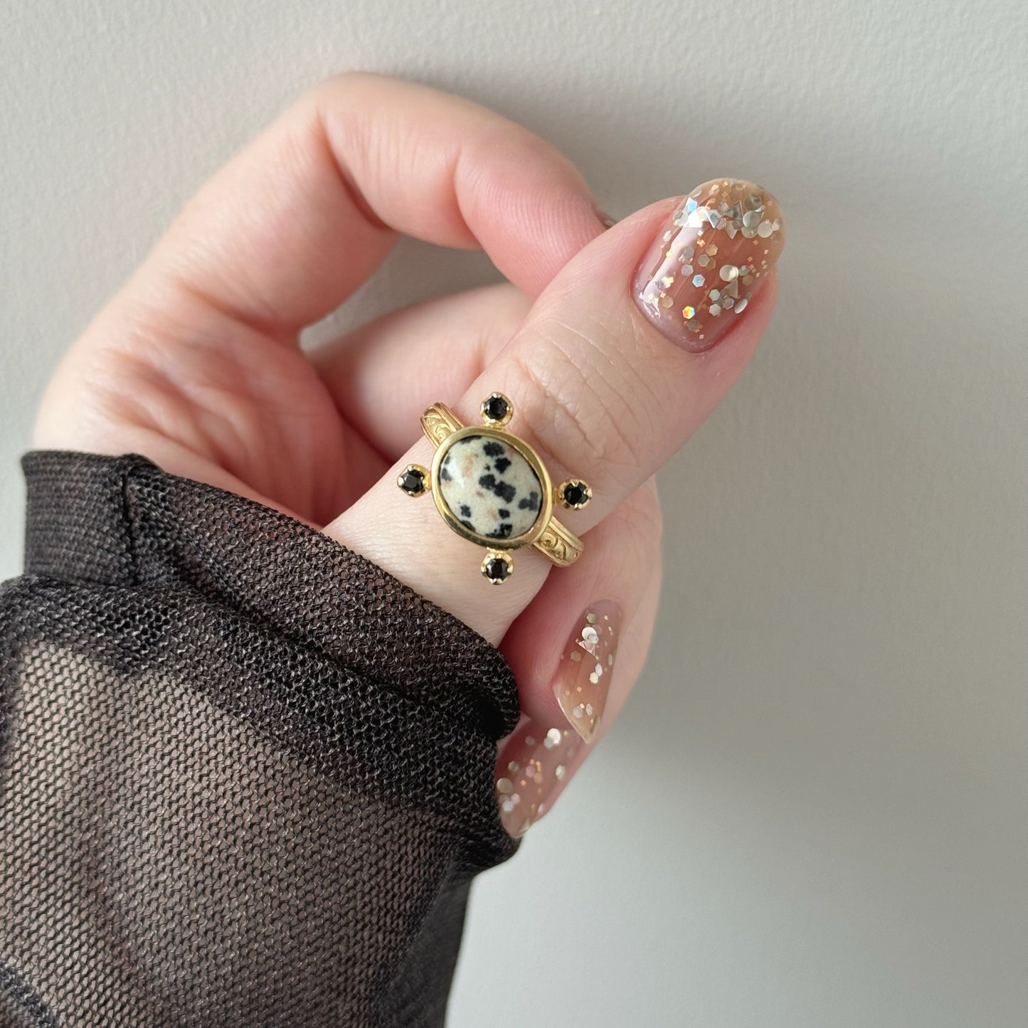 [ dalmatian jasper ] oval petit gold [ free size ]
