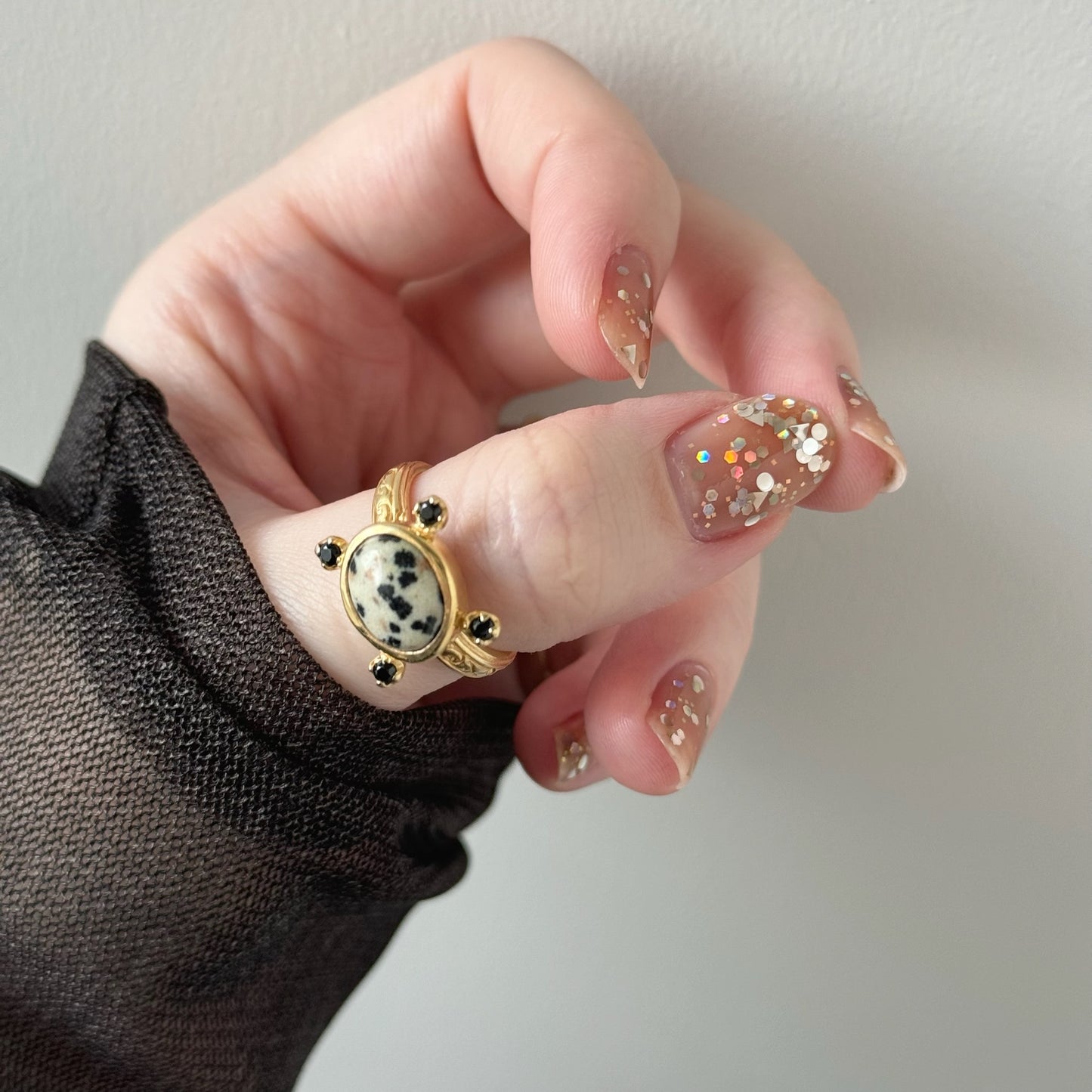 [ dalmatian jasper ] oval petit gold [ free size ]
