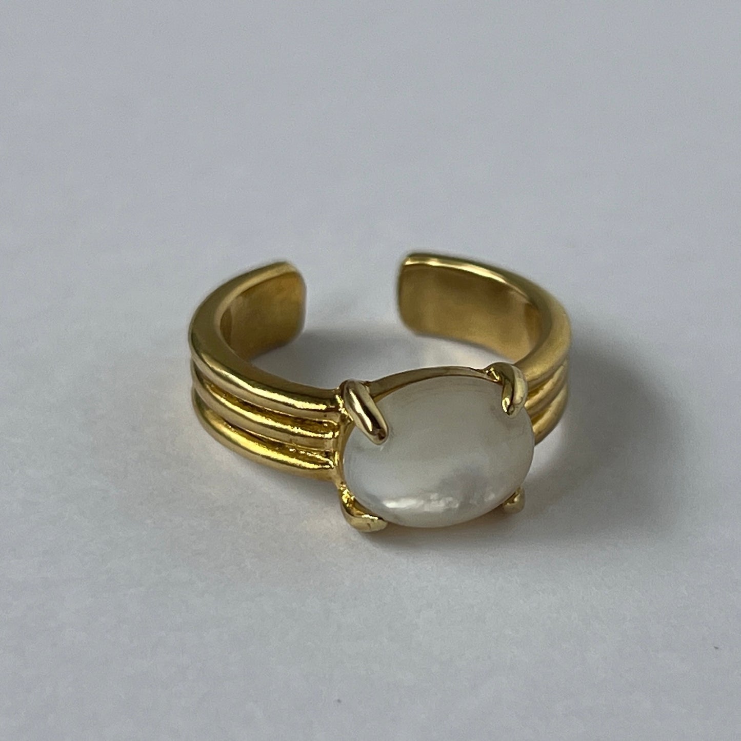 [ white shell ] trois gold