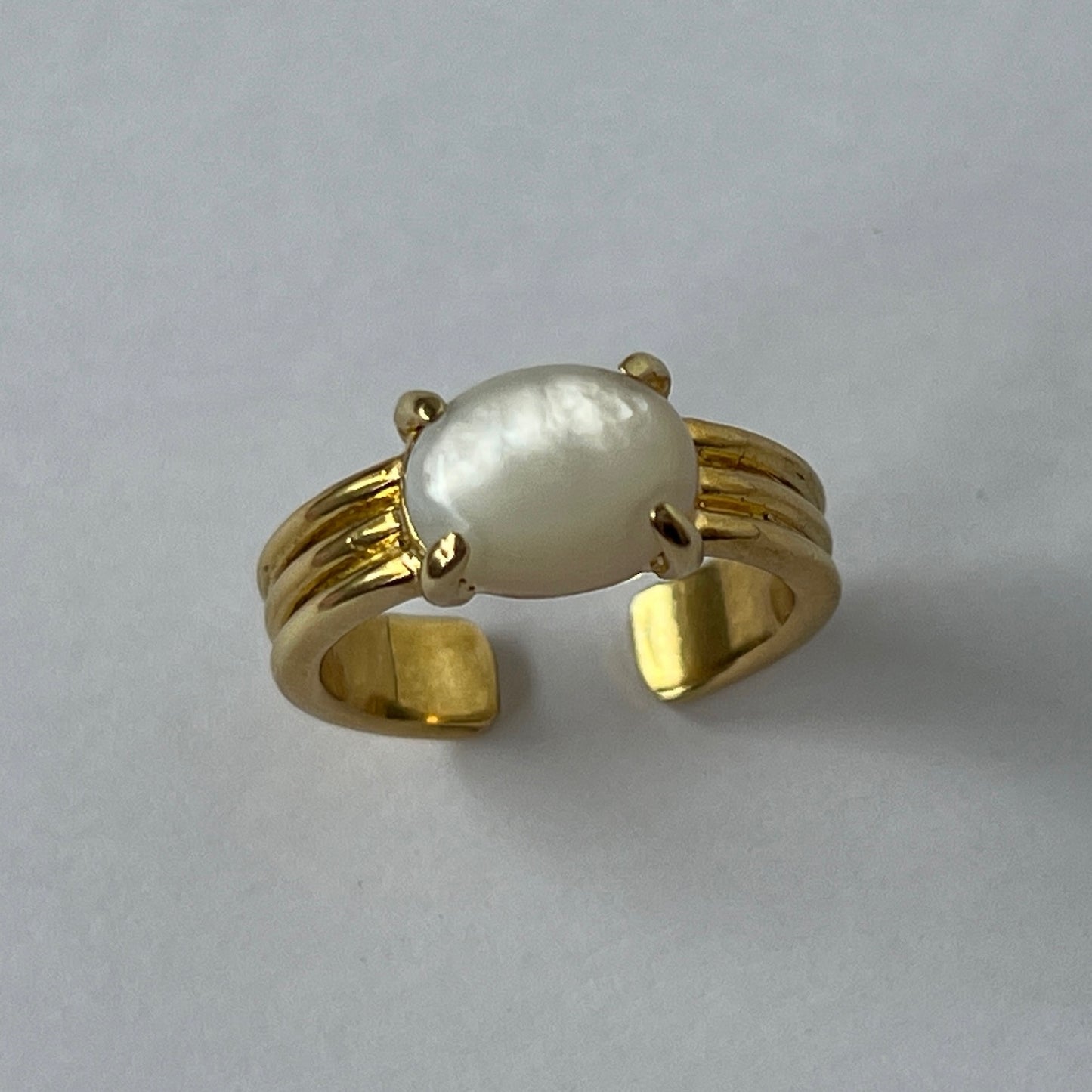 [ white shell ] trois gold