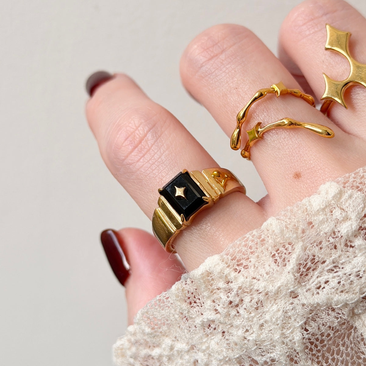 [ black onyx ] telescope gold