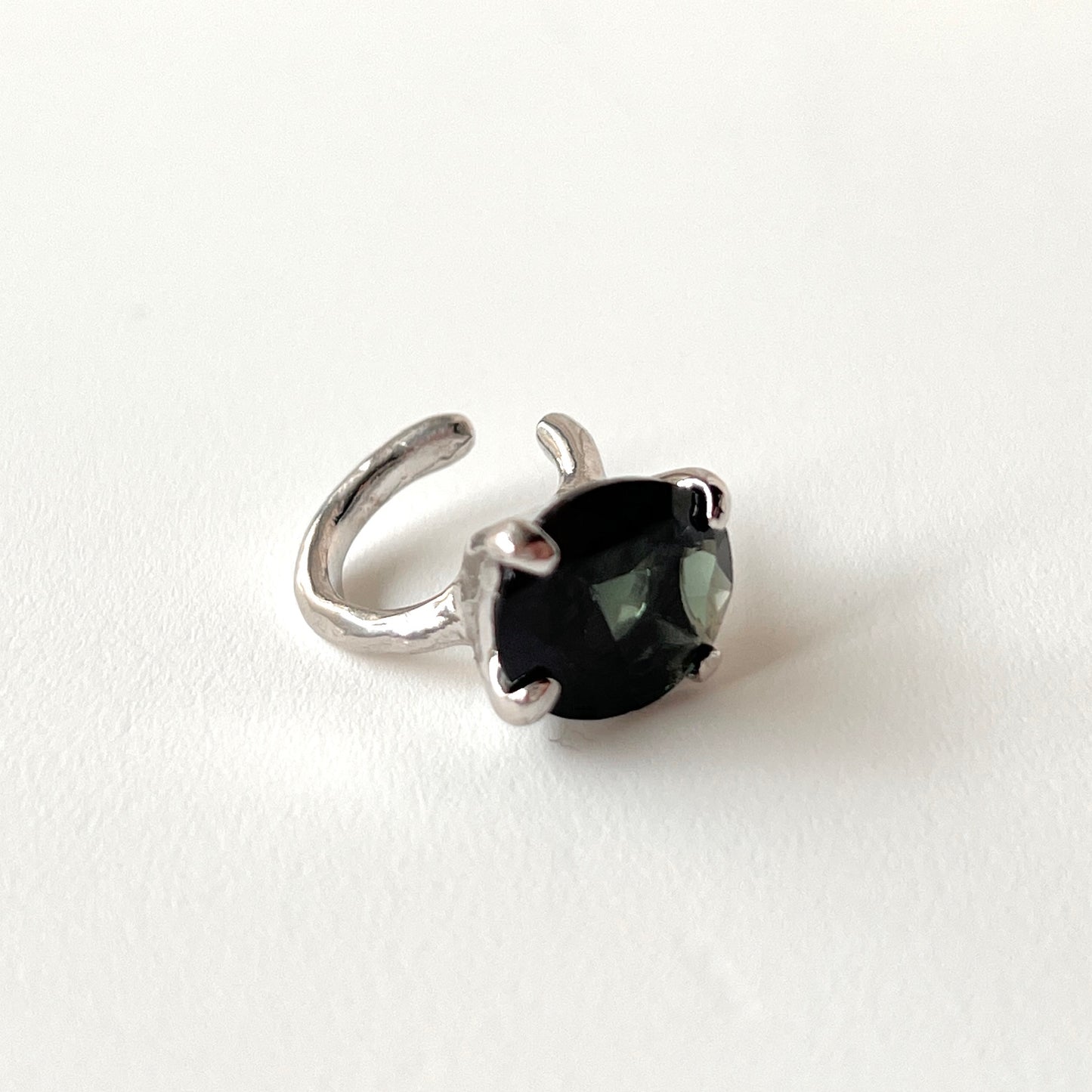 [ moss green glass ] GEM ear cuff silver