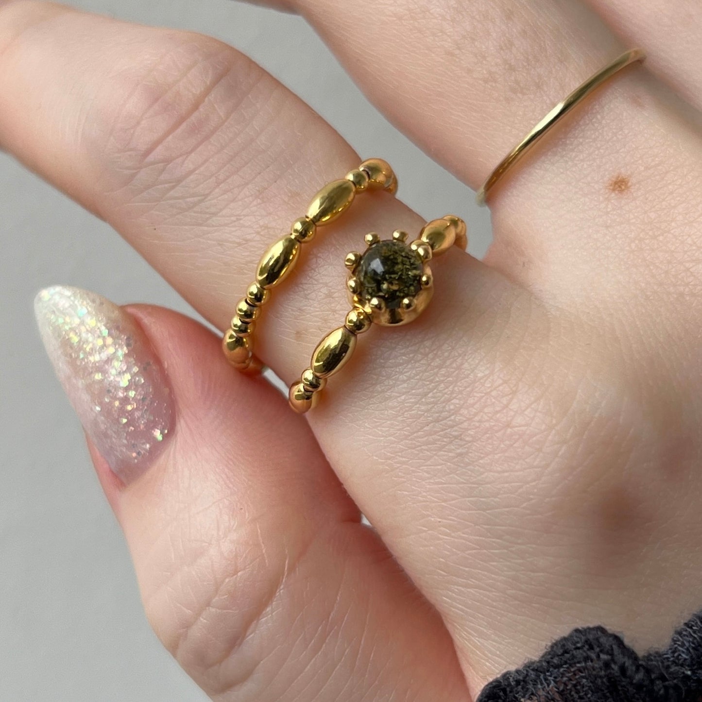 [ black amber ] sirius gold