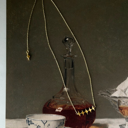 [ gold ] diamond shaped necklace