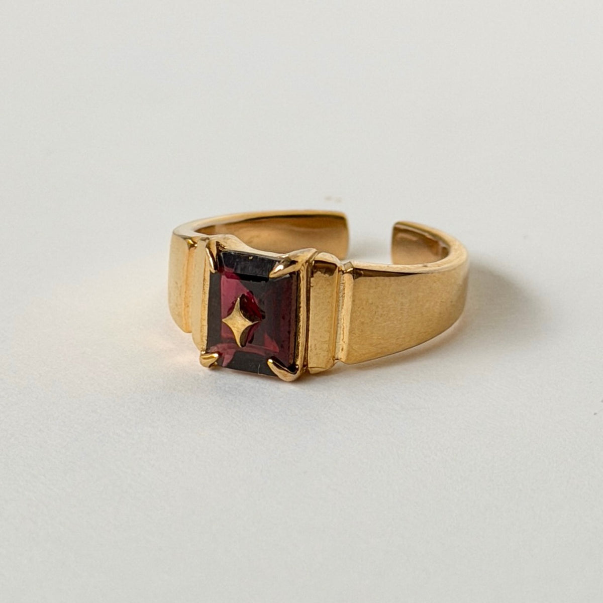 [ mozambique garnet ] telescope gold