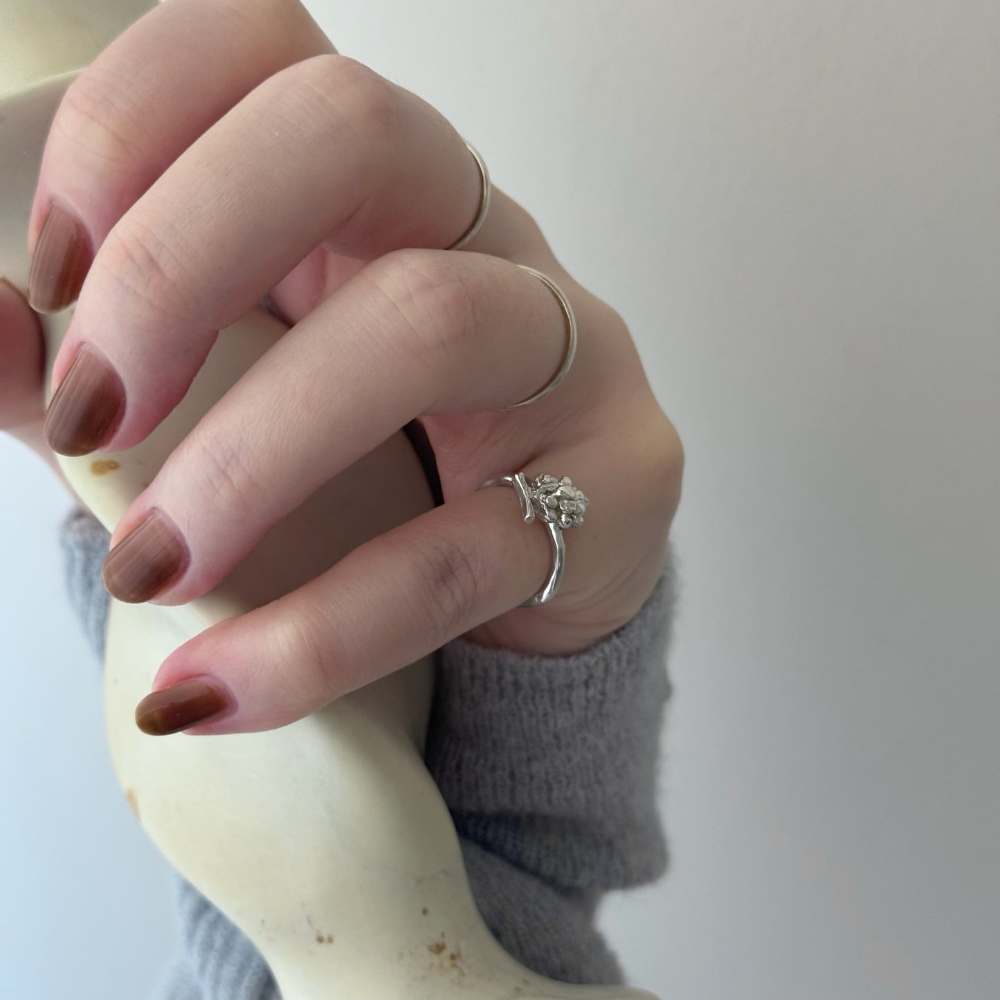 [ silver ] grape pinky