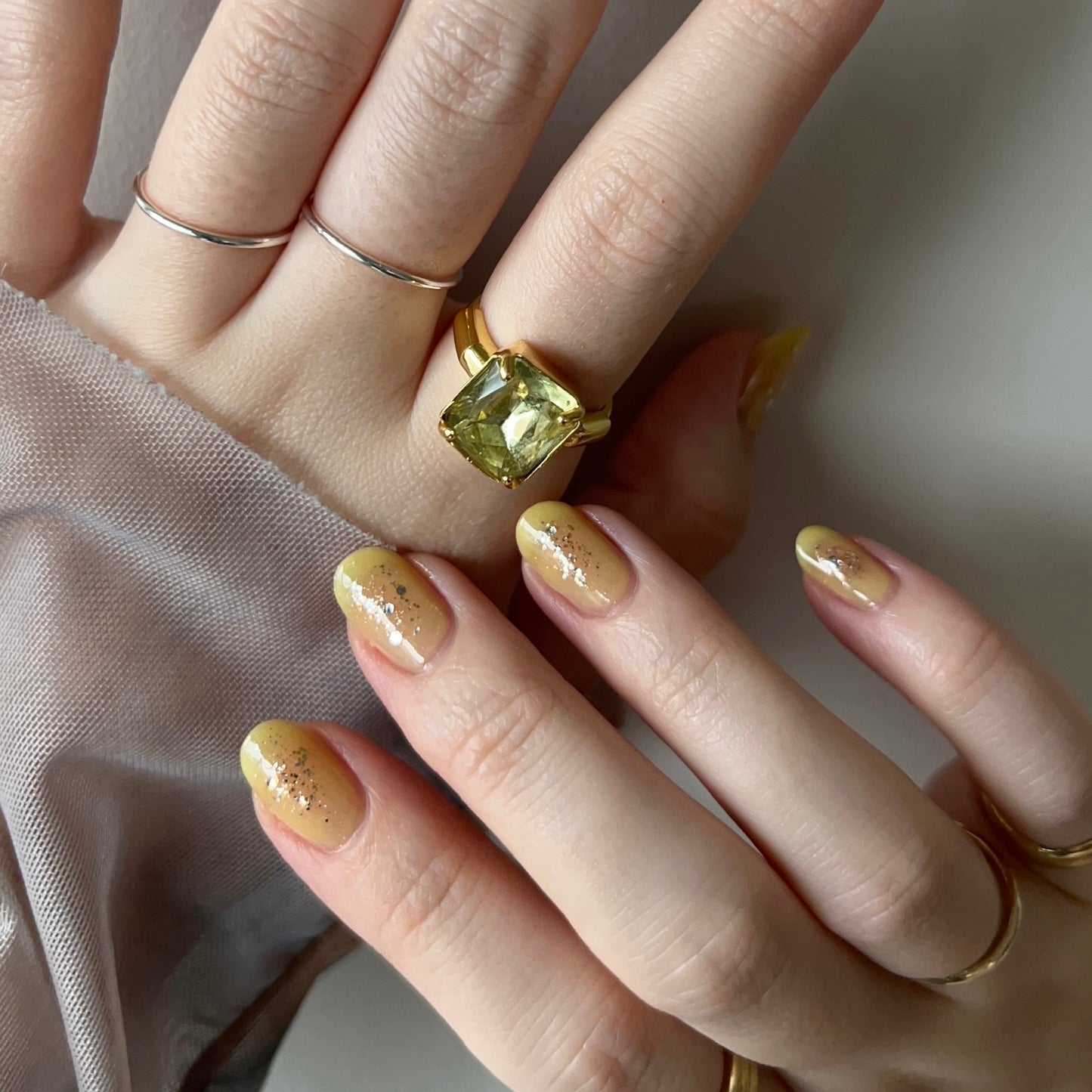 [ vintage lemon ] éclat gold