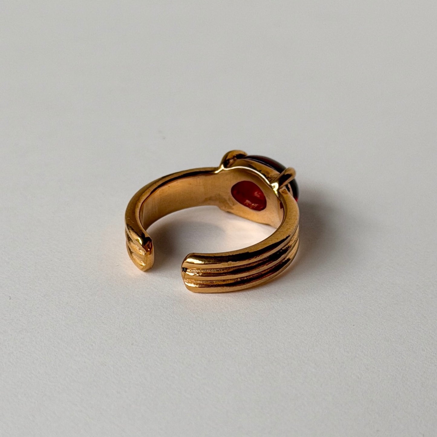 [ red amber ] trois gold