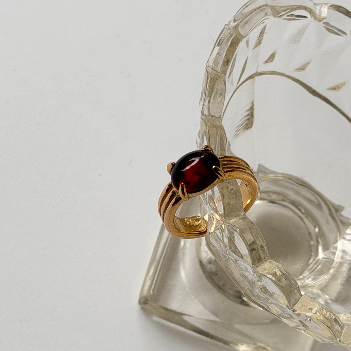 [ red amber ] trois gold