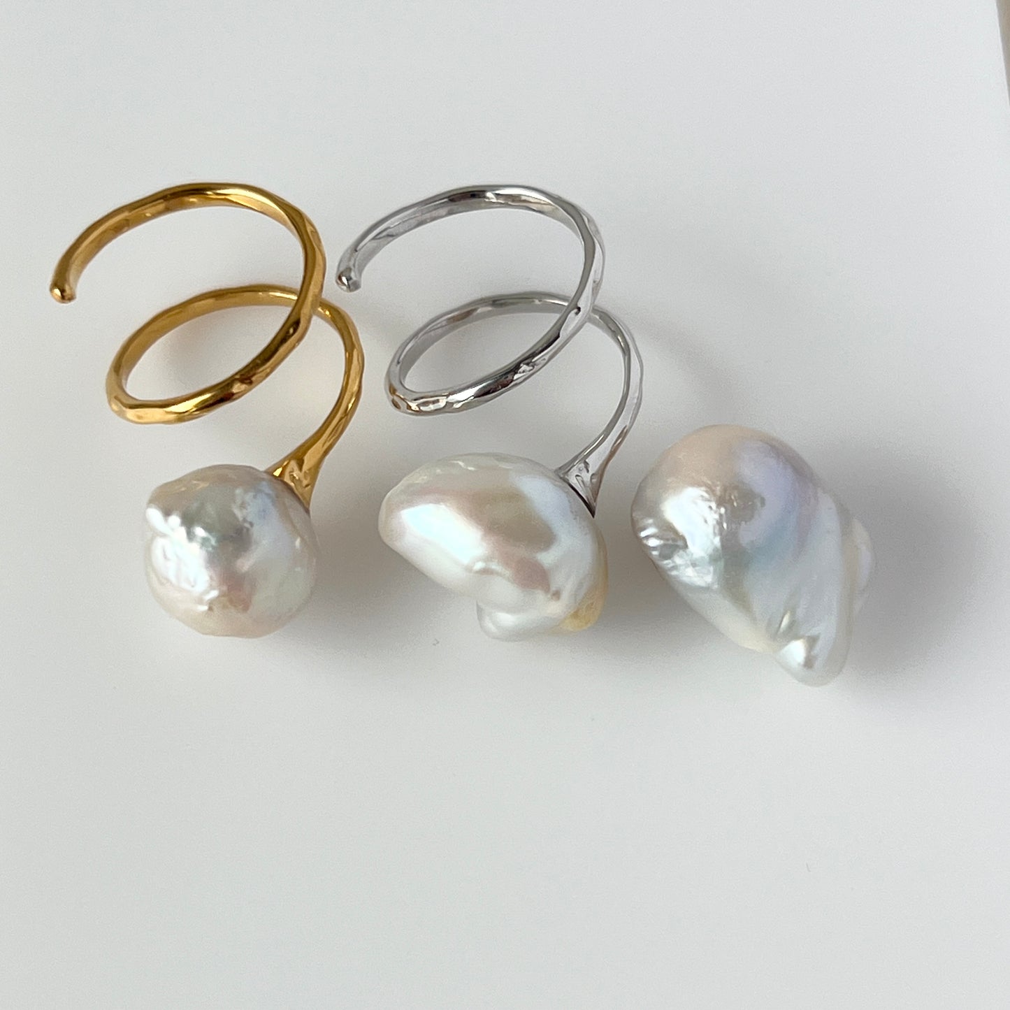 [ ✴︎11 ] oyster pearl mini ring