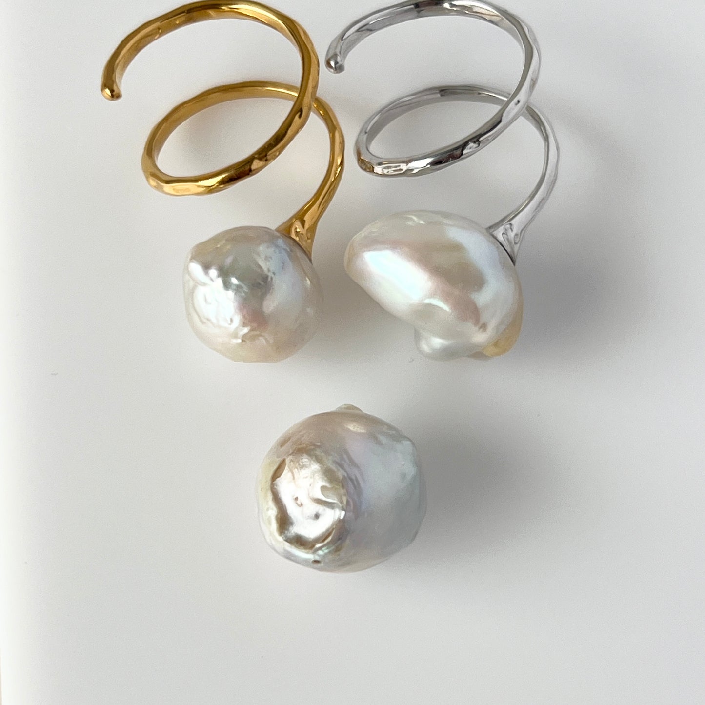 [ ✴︎12 ] oyster pearl mini ring