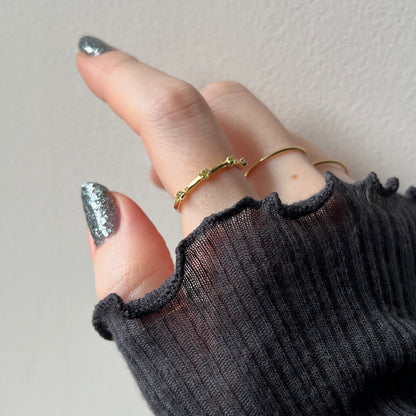 [ peridot ] um garland ring gold