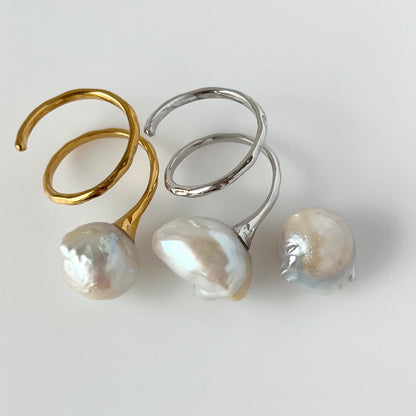 [ ✴︎13 ] oyster pearl mini ring