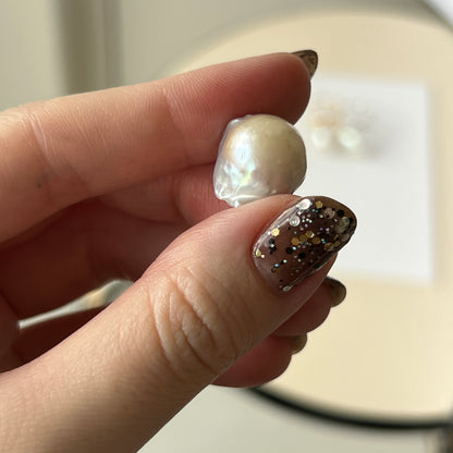 [ ✴︎13 ] oyster pearl mini ring