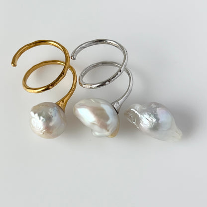 [ ✴︎14 ] oyster pearl mini ring