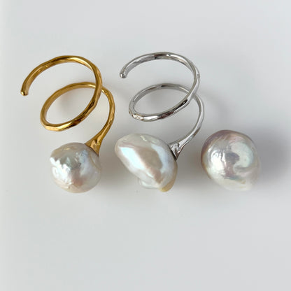 [ ✴︎15 ] oyster pearl mini ring