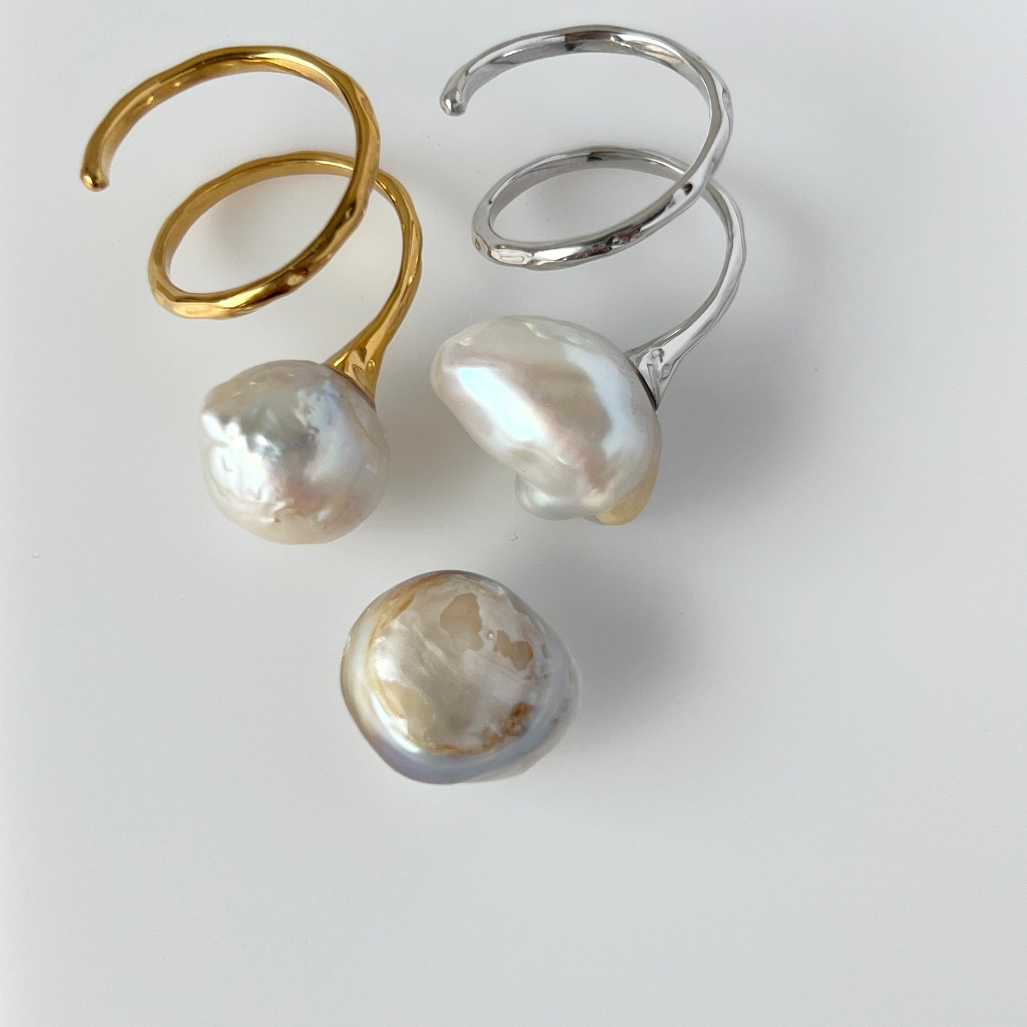 [ ✴︎15 ] oyster pearl mini ring