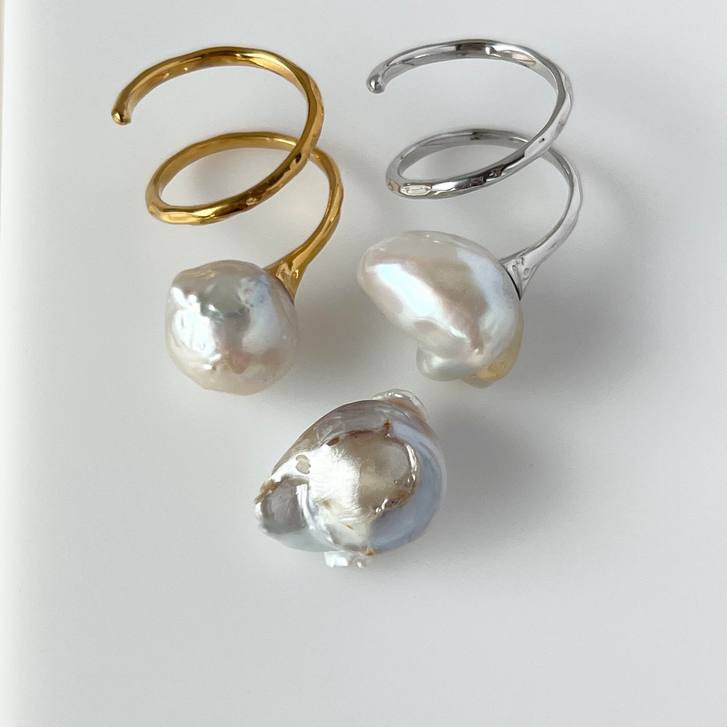 [ ✴︎17 ] oyster pearl mini ring