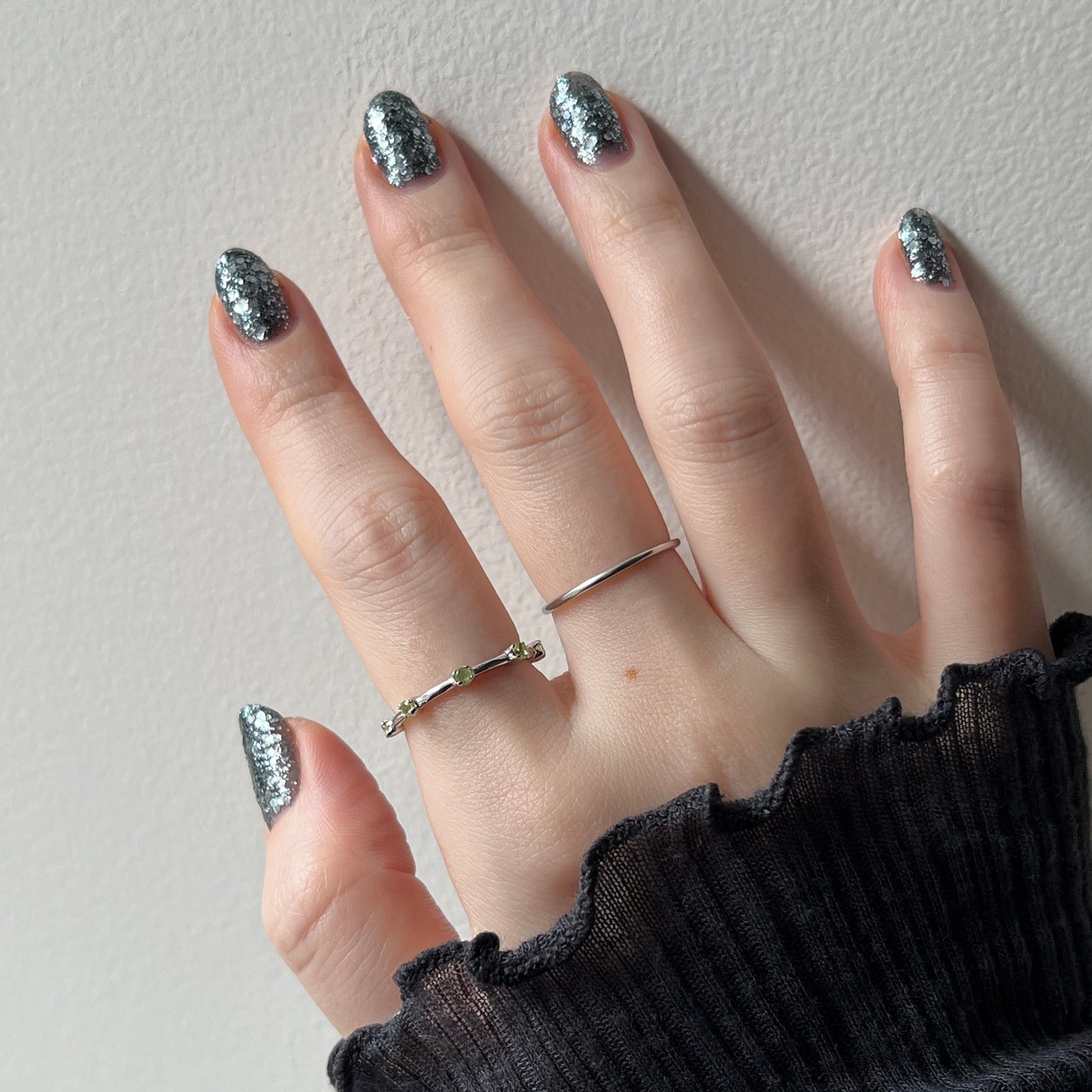 [ peridot ] um garland ring silver