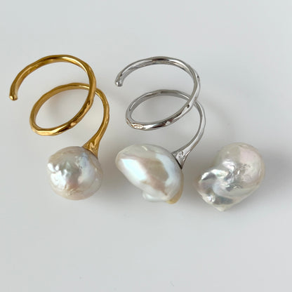 [ ✴︎19 ] oyster pearl mini ring