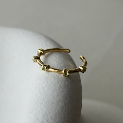 [ peridot ] um garland ring gold