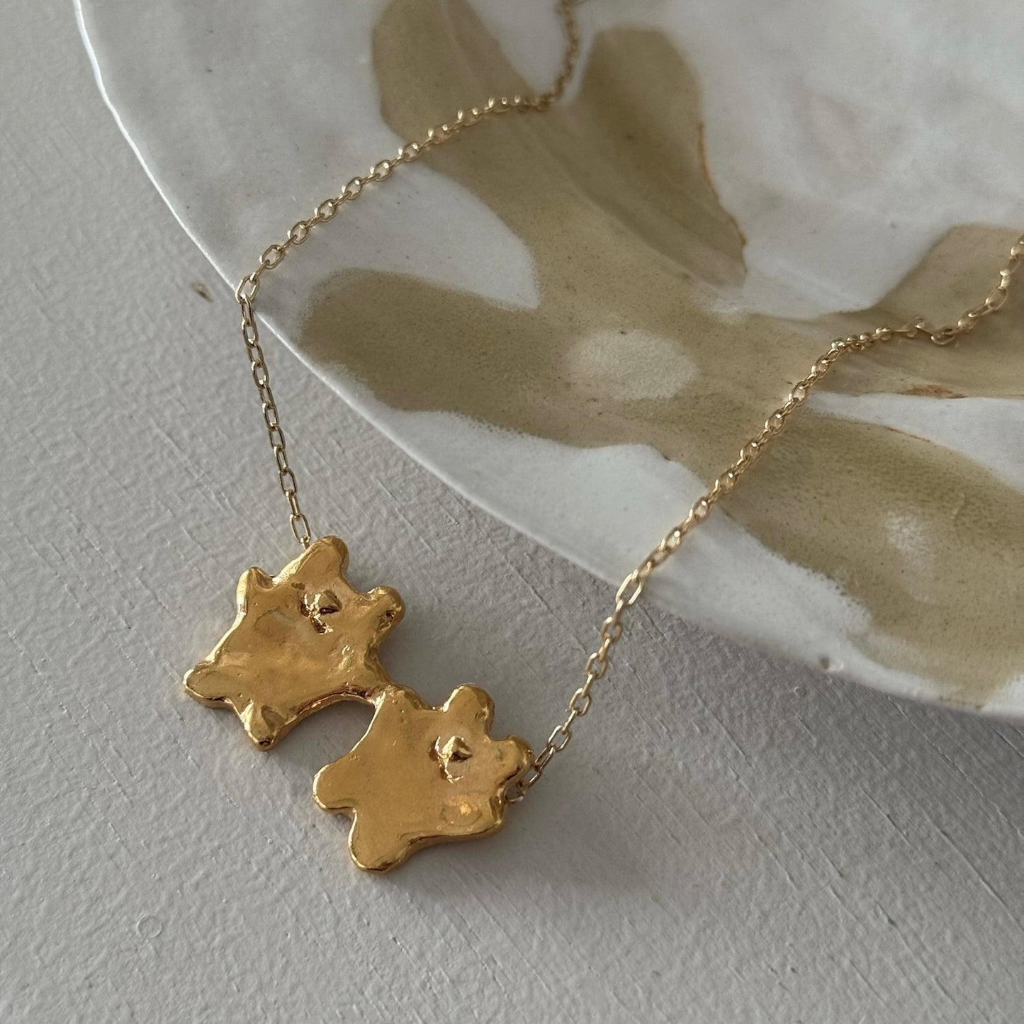 [ gold ] bears necklace