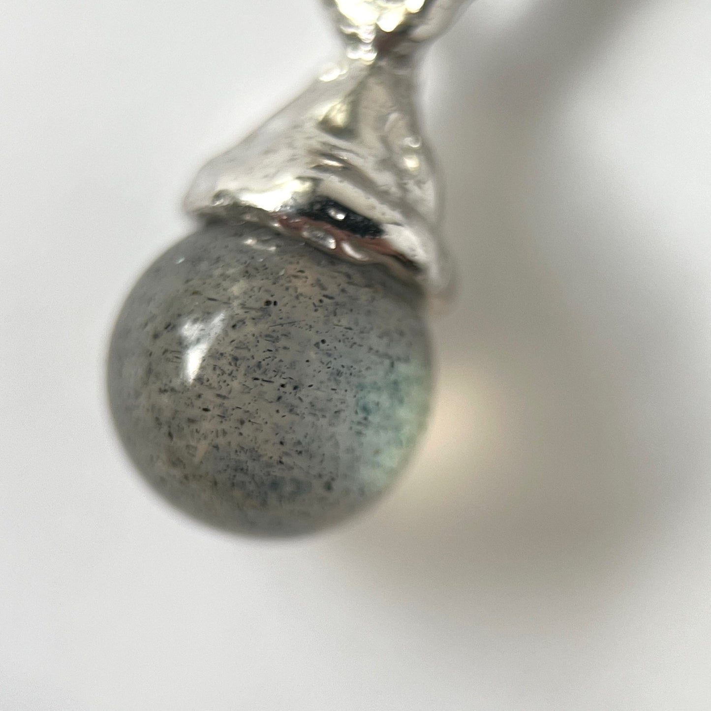 [ labradorite ] drip necklace silver