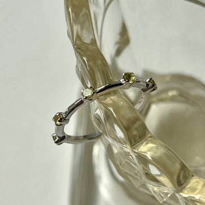 [ peridot ] um garland ring silver