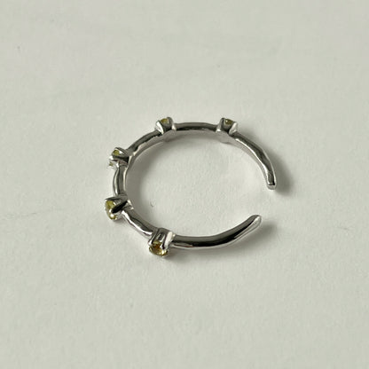 [ peridot ] um garland ring silver