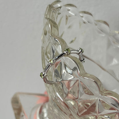 [ peridot ] um garland ring silver